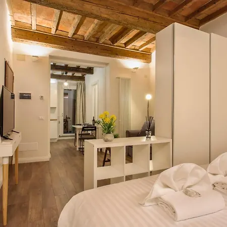 Oltrarno Suite In Florenz Exterior foto